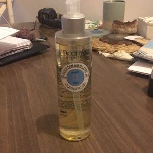 6.7 Fl Oz Locctaine Cleansing Oil